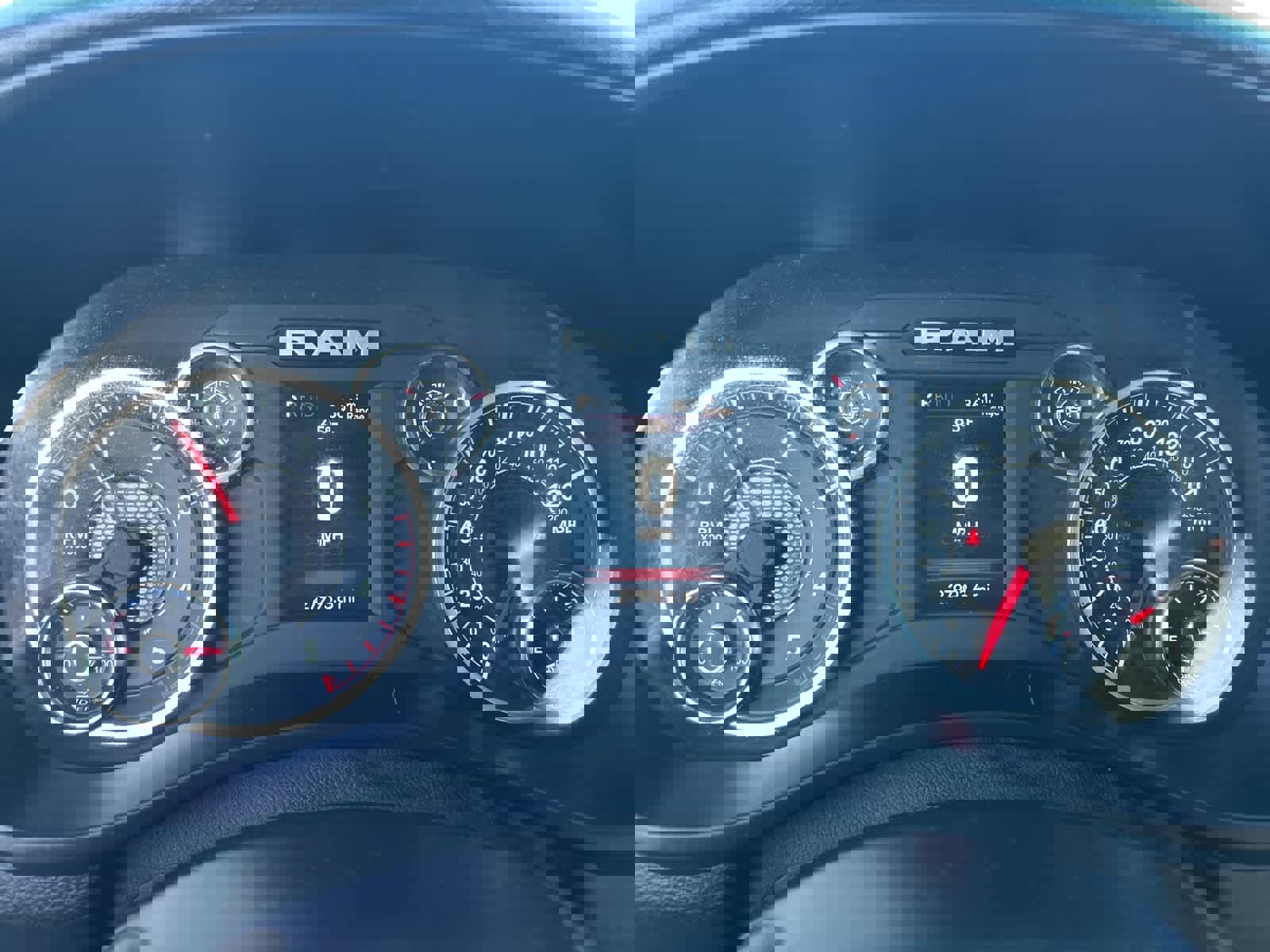 Used 2024 RAM 3500 Big Horn image 35