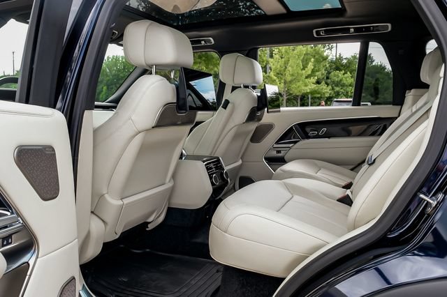 New 2026 Land Rover Range Rover Long Wheelbase Autobiography AWD/4WD image 49