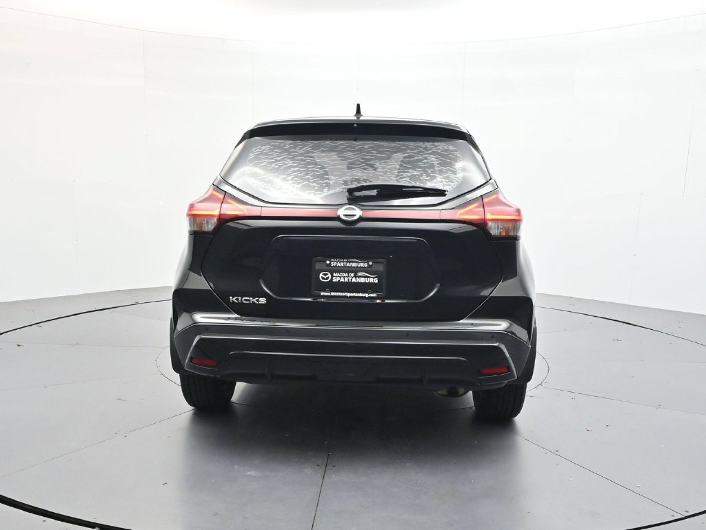 Used 2021 Nissan Kicks S FWD image 6