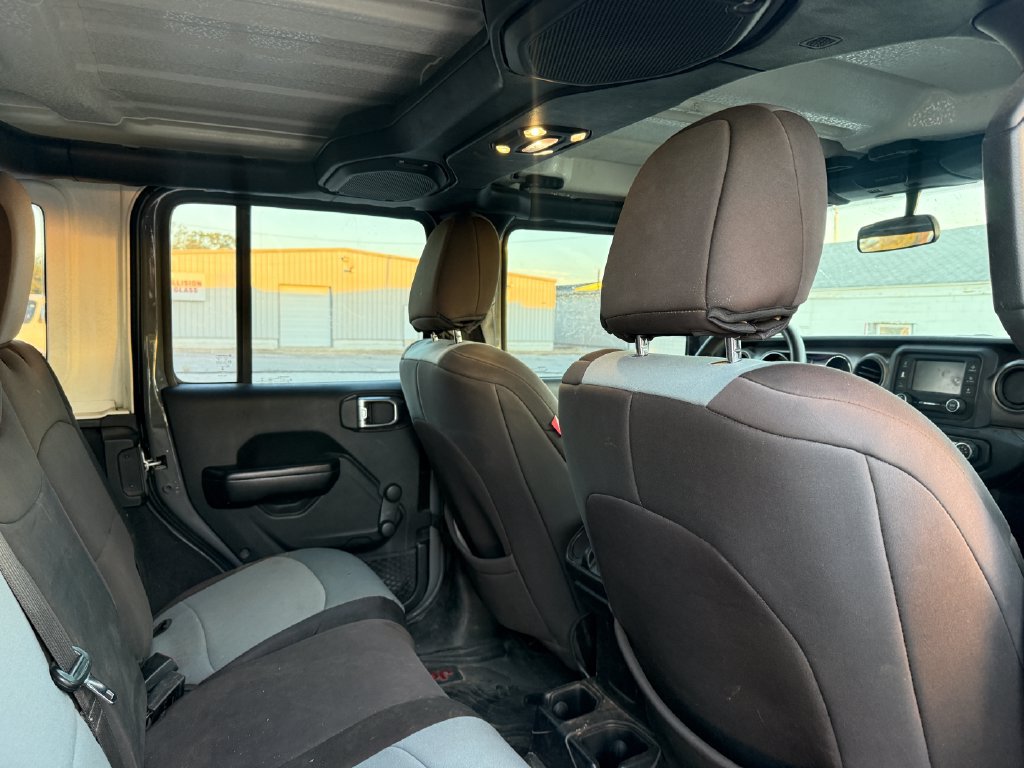 Used 2019 Jeep Wrangler Unlimited Sport AWD/4WD image 6