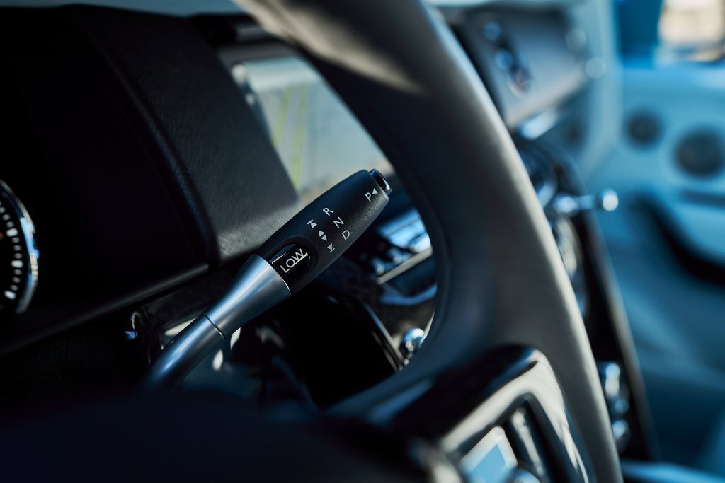 Used 2022 Rolls-Royce Cullinan Black Badge w/ Dark Exterior Package image 61