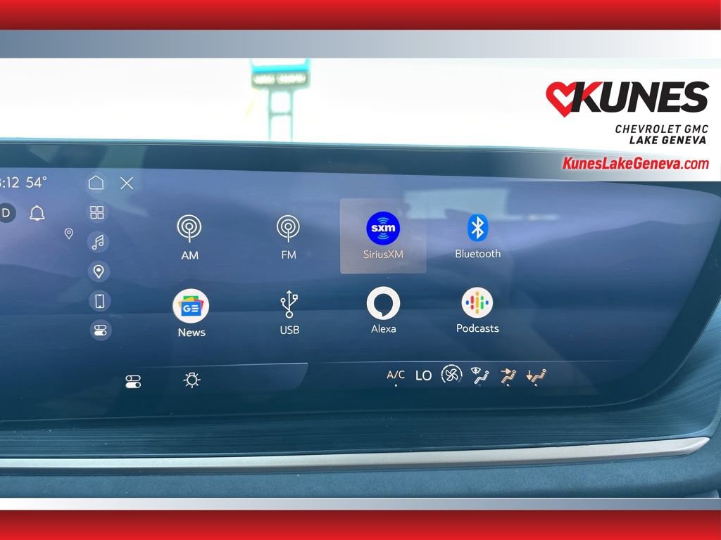 Used 2024 Buick Envision Sport Touring AWD/4WD image 38
