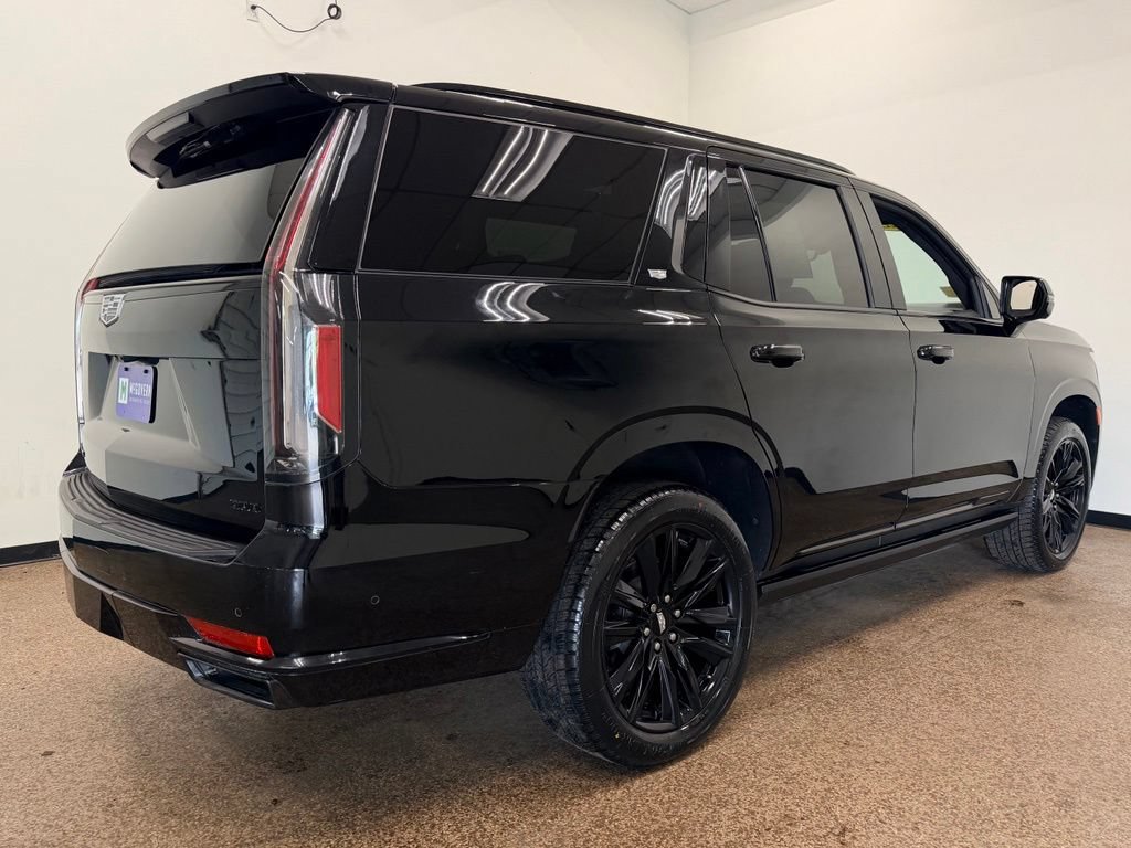 Used 2023 Cadillac Escalade Sport Platinum AWD/4WD image 7