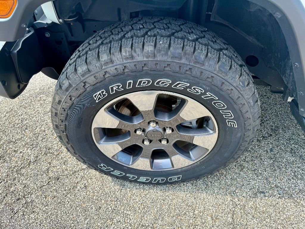 Used 2018 Jeep Wrangler Unlimited Sahara image 9