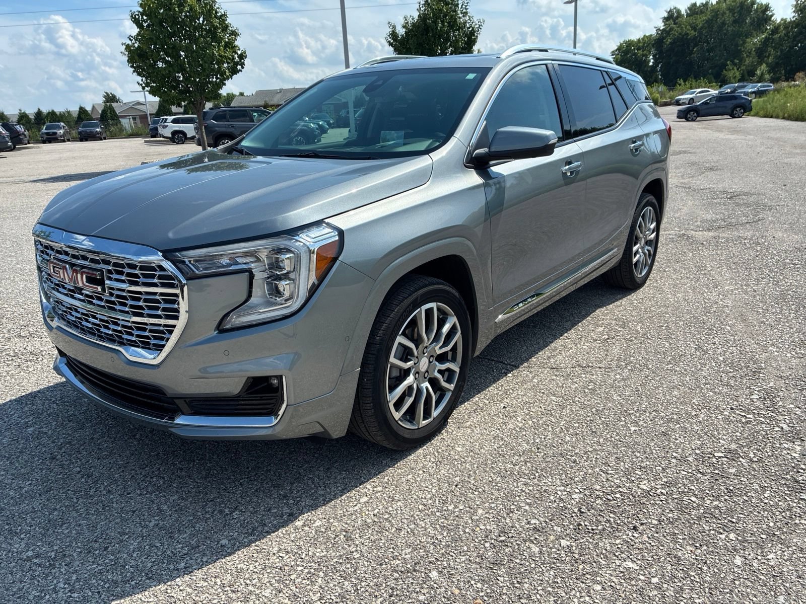 Used 2024 GMC Terrain Denali w/ Denali Premium Package