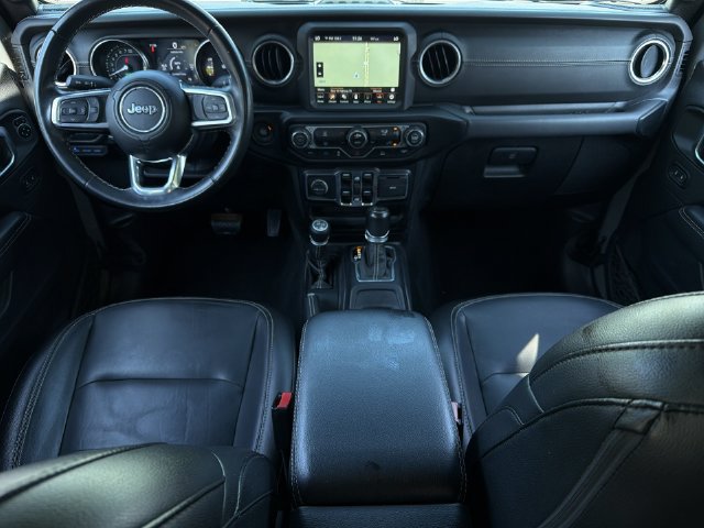 Used 2022 Jeep Wrangler Unlimited Sahara AWD/4WD image 17