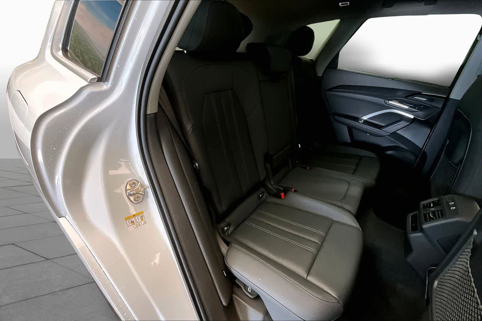 Used 2025 Audi Q5 Premium AWD/4WD image 20