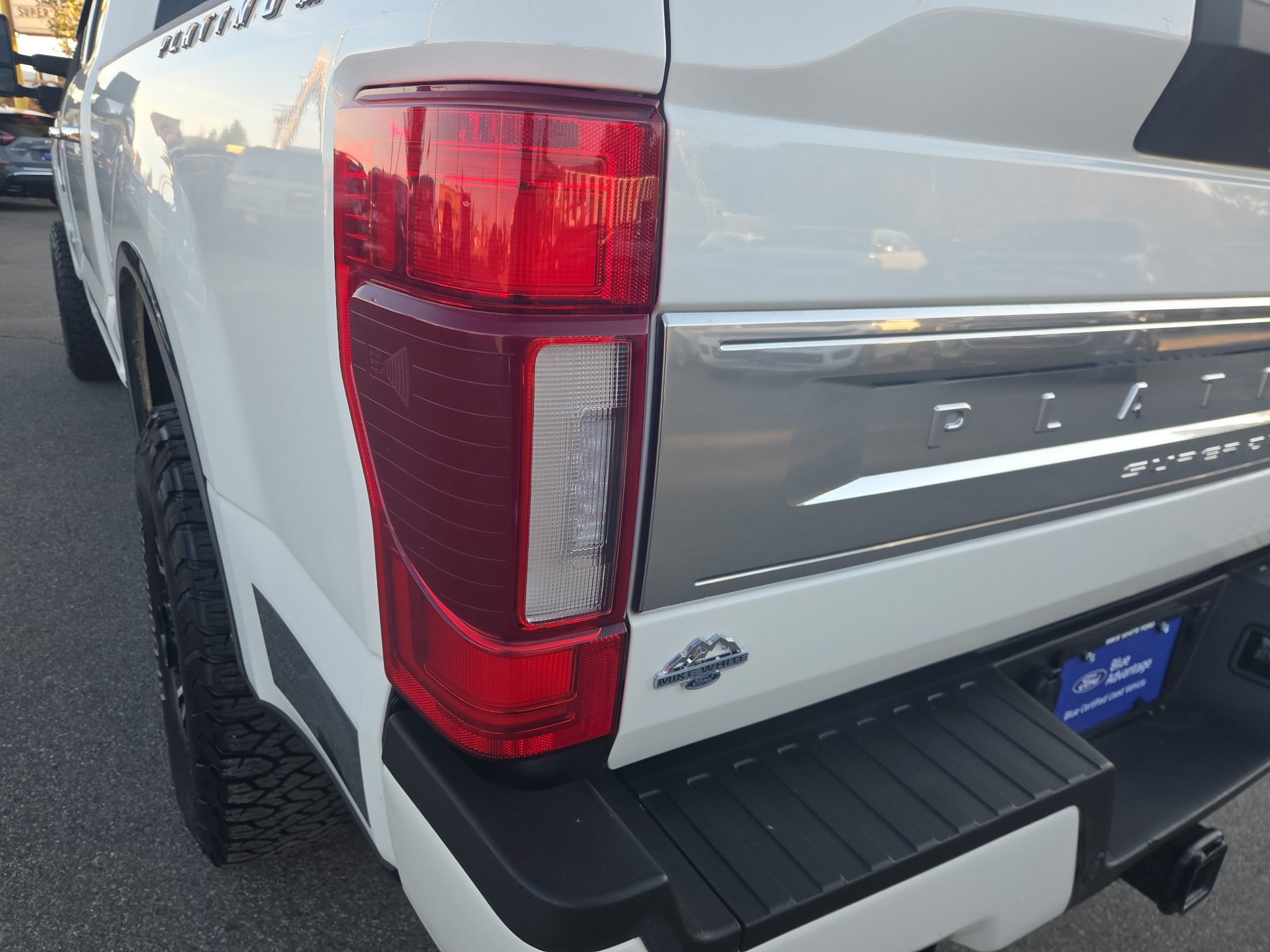 Used 2020 Ford F350 Platinum AWD/4WD image 9