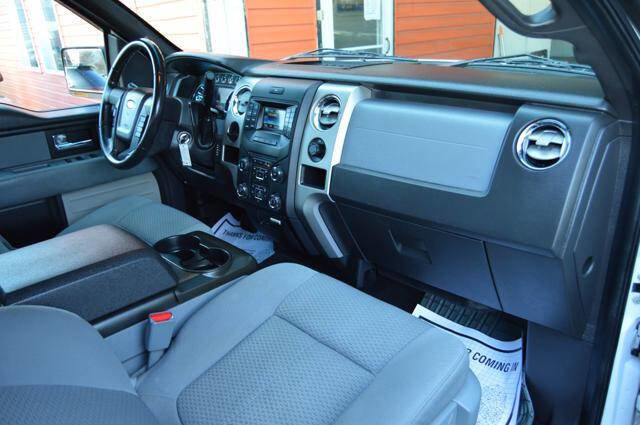 Used 2013 Ford F150 XLT w/ Mid Equipment Group image 17