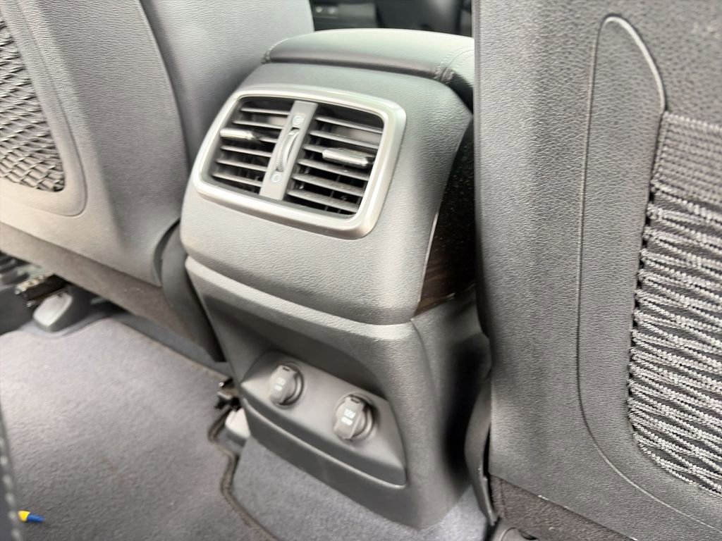 Used 2020 Kia Sorento EX FWD image 27