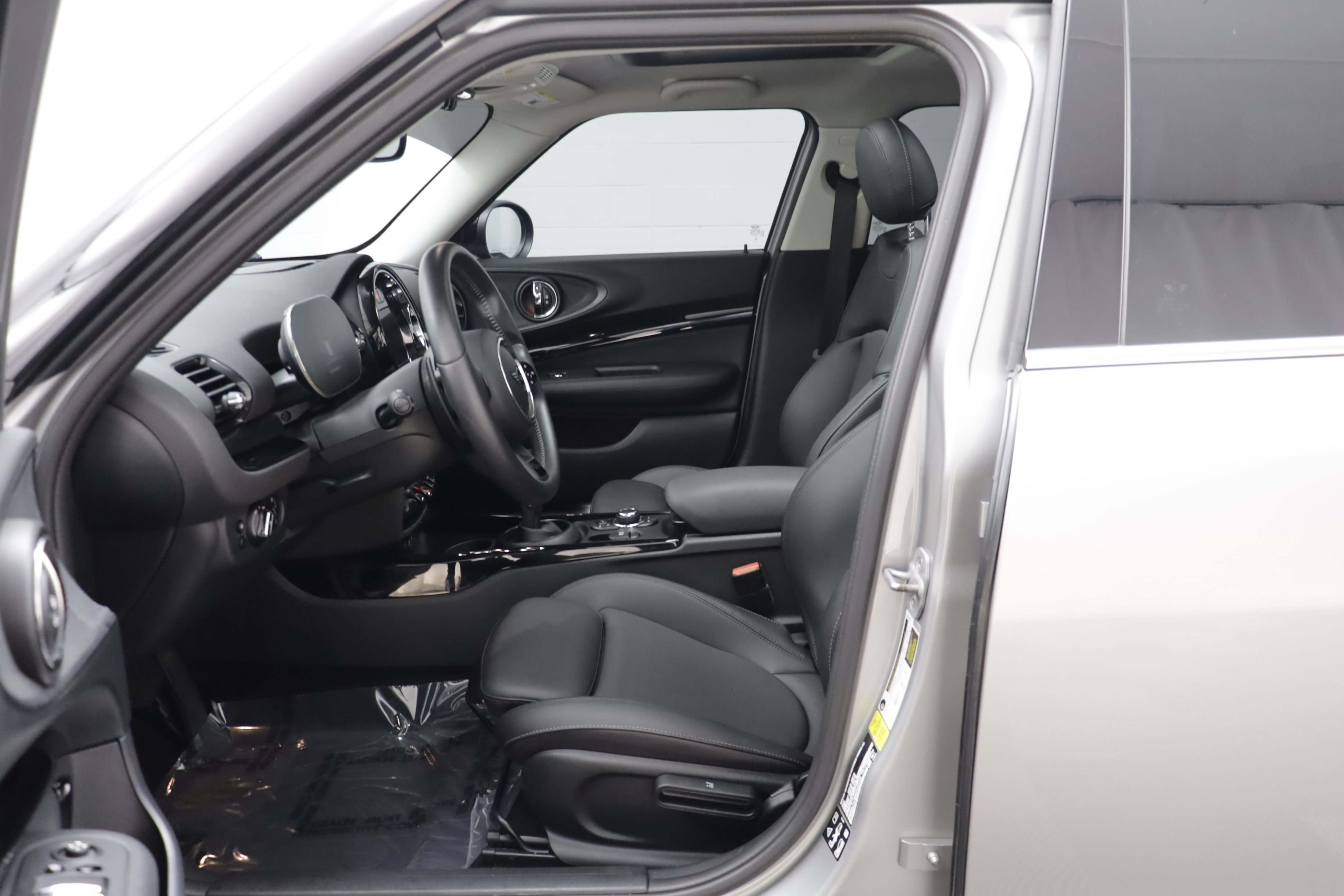 Certified 2024 MINI Cooper Clubman S AWD/4WD image 5