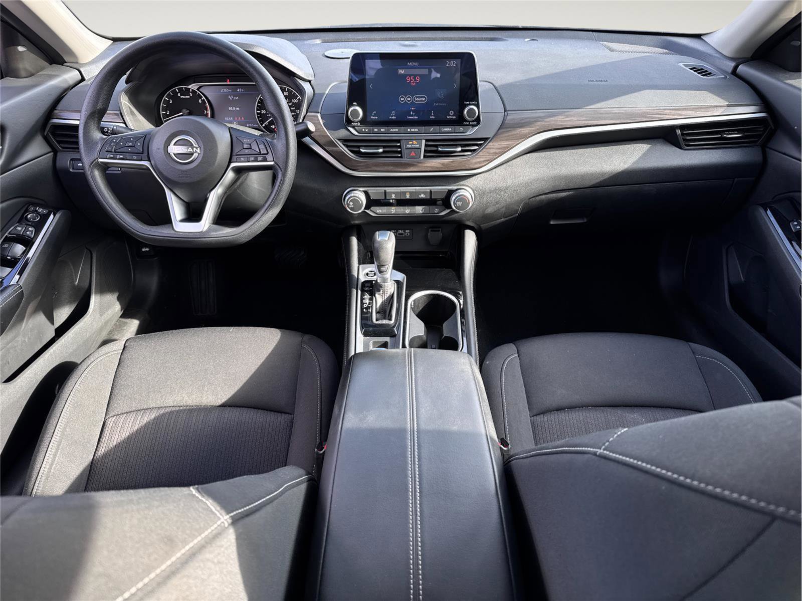 Used 2023 Nissan Altima 2.5 SV image 21