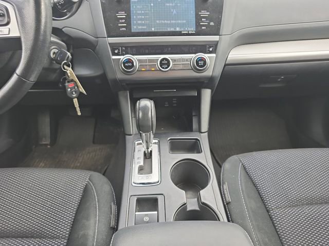 Used 2017 Subaru Outback 2.5i Premium image 3
