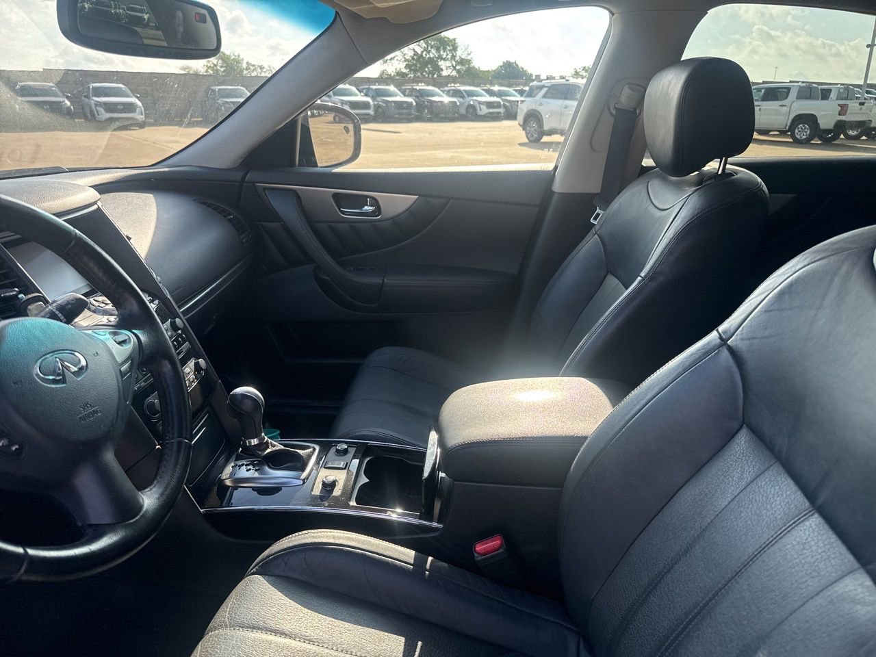 Used 2017 INFINITI QX70 2WD image 40