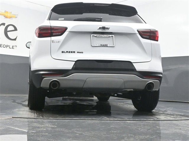 New 2025 Chevrolet Blazer LT w/ Midnight/Sport Edition image 32