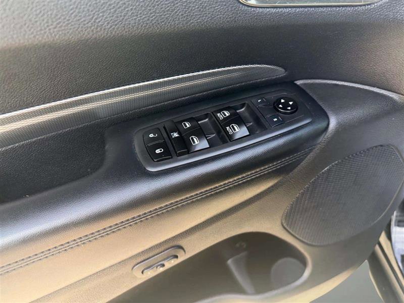 Used 2018 Dodge Durango GT image 19