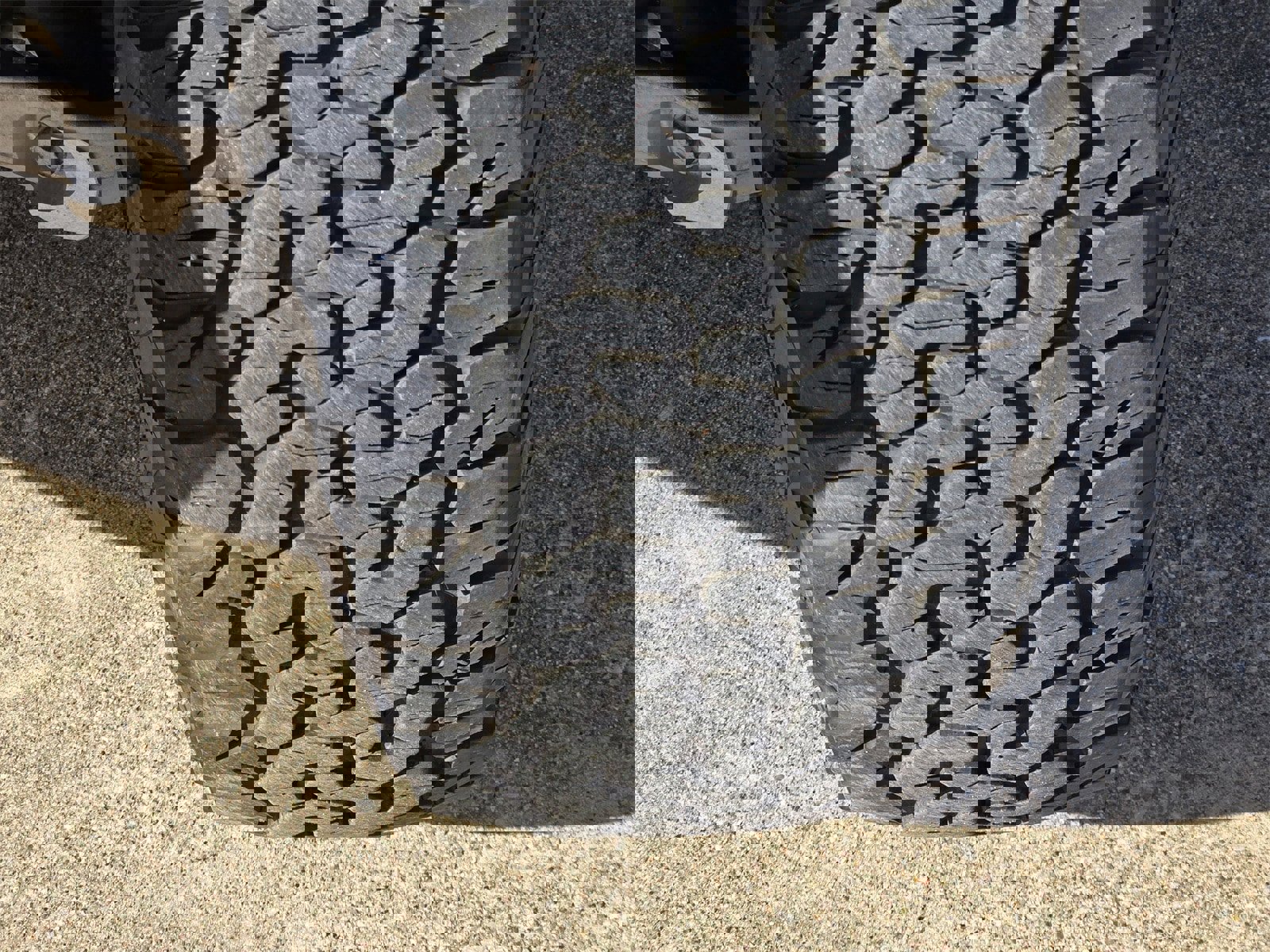 Used 2024 Ford Bronco Raptor w/ Interior Carbon Fiber Pack 6 image 15