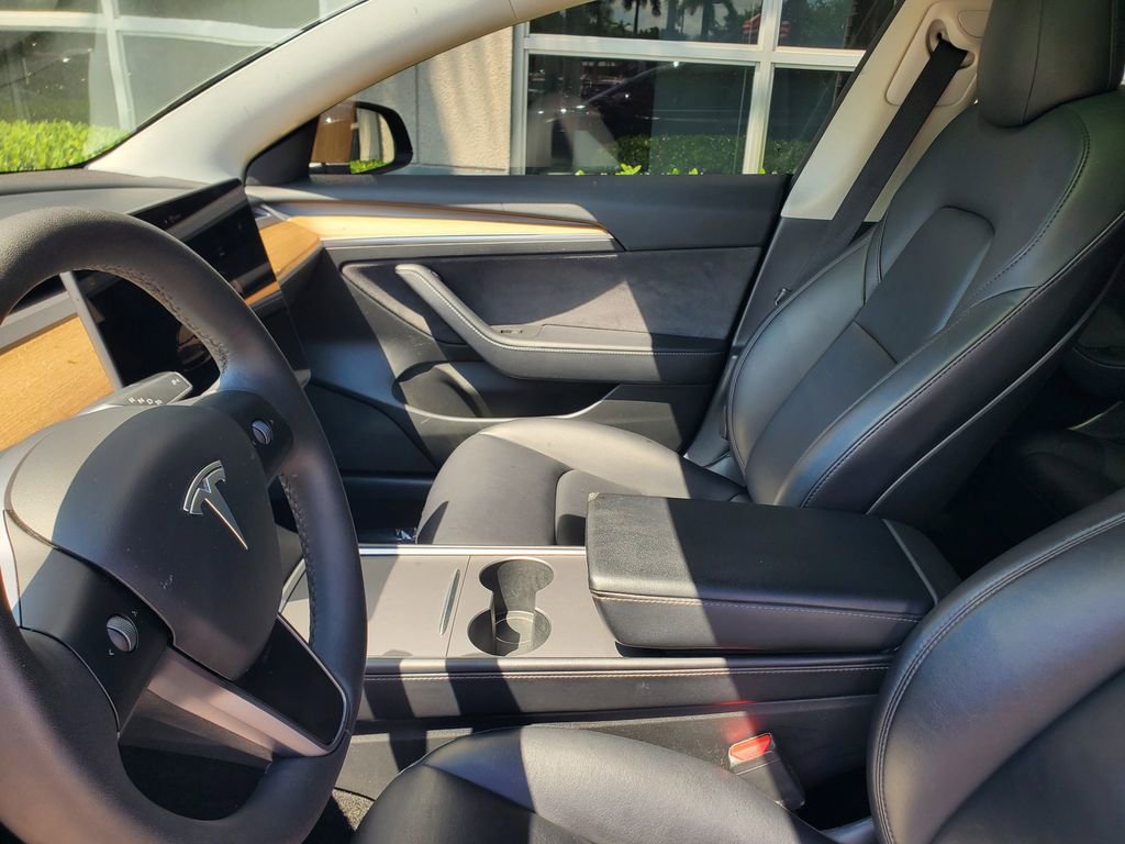 Used 2022 Tesla Model 3 image 16