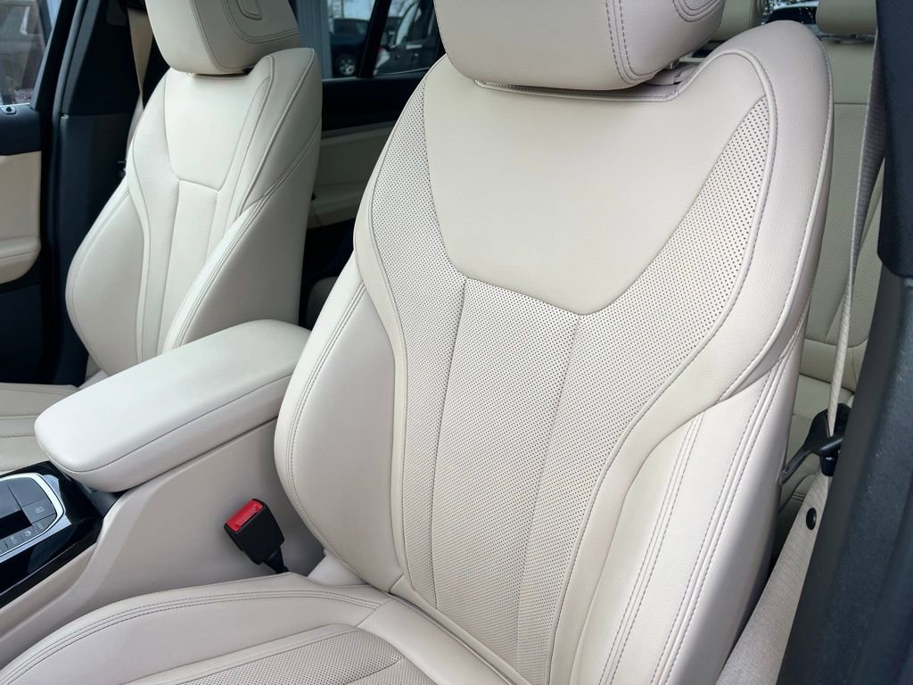 Used 2022 BMW X3 xDrive30i w/ Premium Package 2 (ZPA) image 16