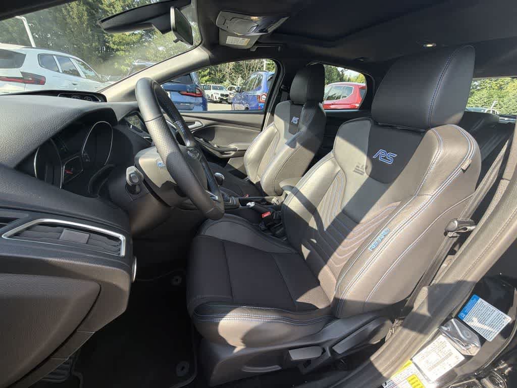 Used 2016 Ford Focus RS AWD/4WD image 19