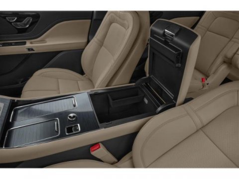 Used 2022 Lincoln Aviator 2WD w/ Elements Package image 14