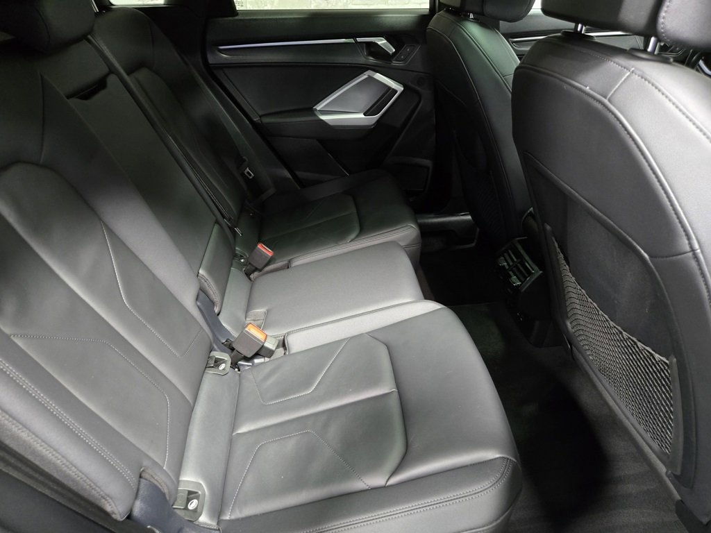 Used 2024 Audi Q3 2.0T Premium image 48