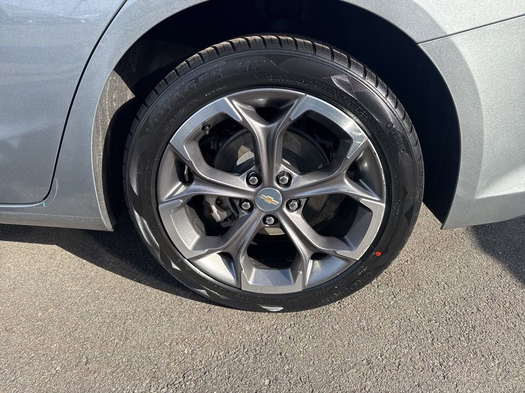 Used 2023 Chevrolet Malibu LT image 32