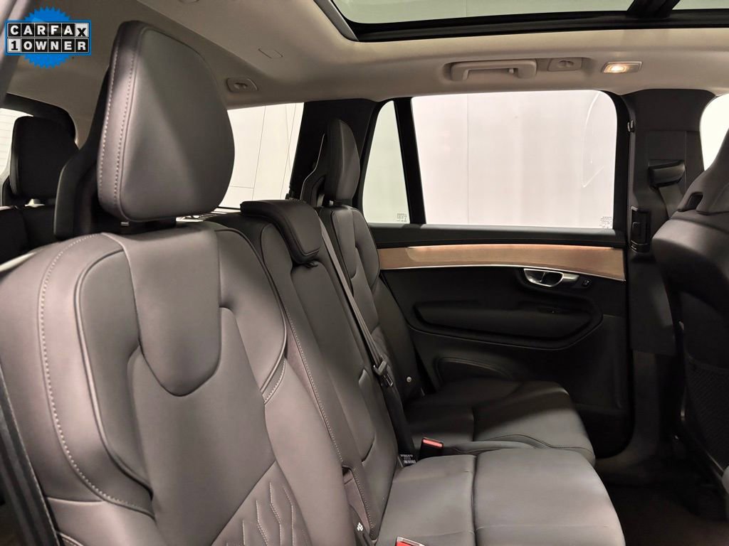 Certified 2025 Volvo XC90 B5 Plus image 24