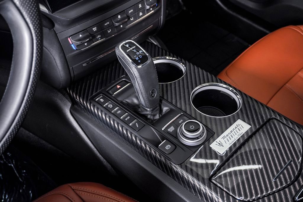 Used 2021 Maserati Ghibli S GranSport RWD image 25