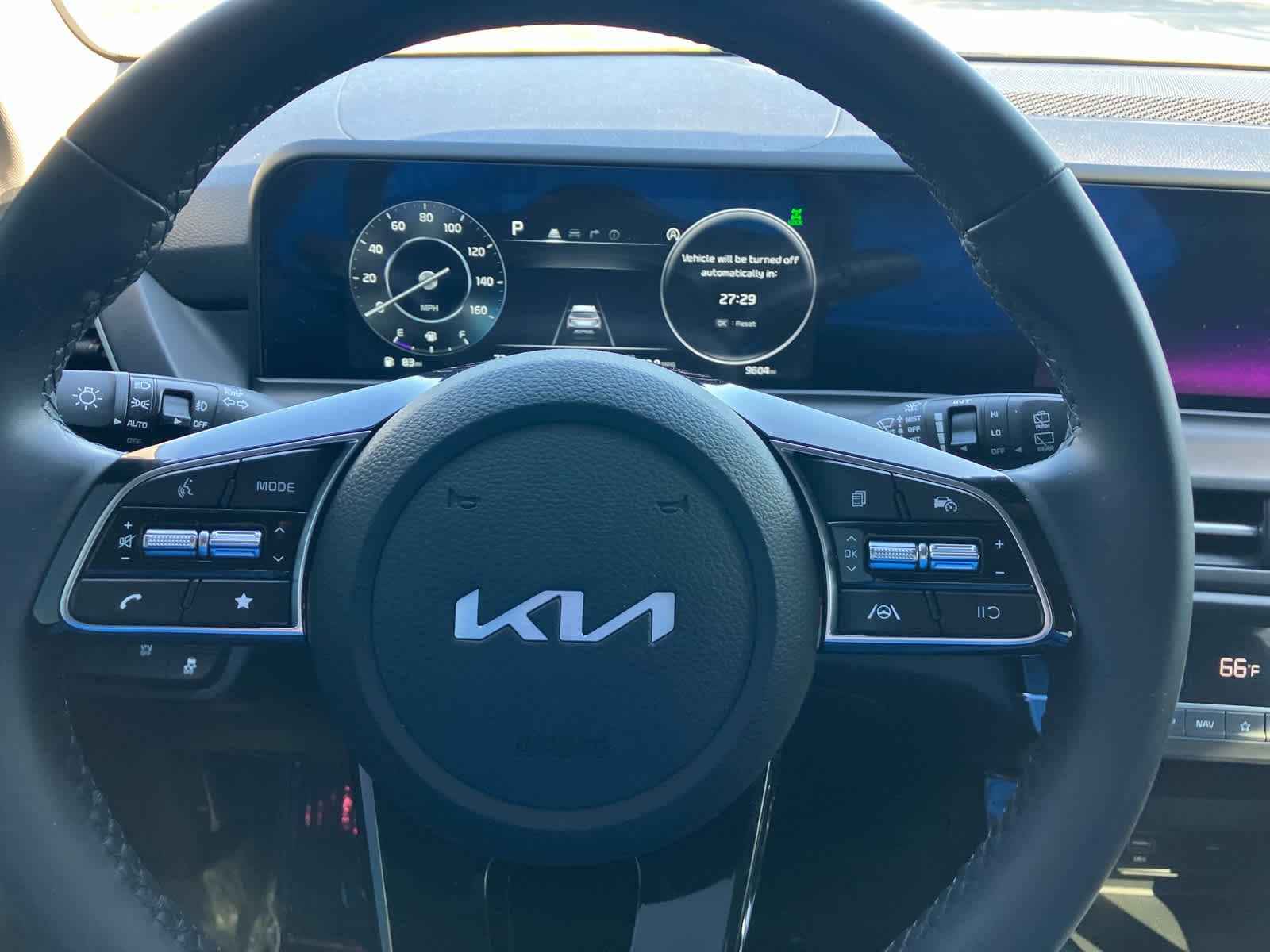 Used 2025 Kia Seltos EX AWD/4WD image 17