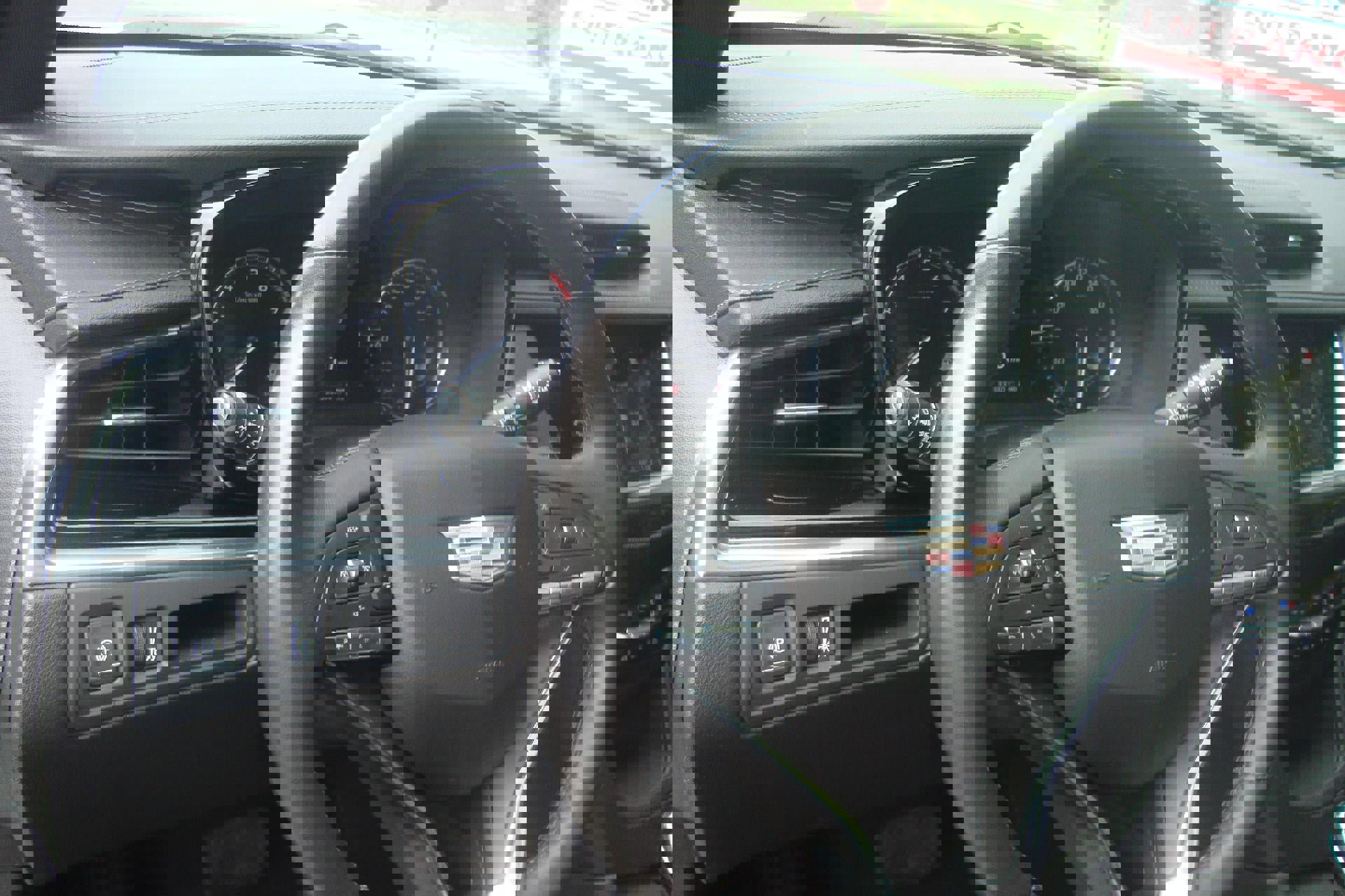 Used 2023 Cadillac XT6 Luxury AWD/4WD image 14