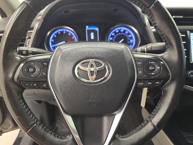 Used 2020 Toyota Camry SE FWD image 25