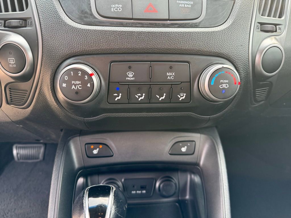 Used 2014 Hyundai Tucson SE image 19