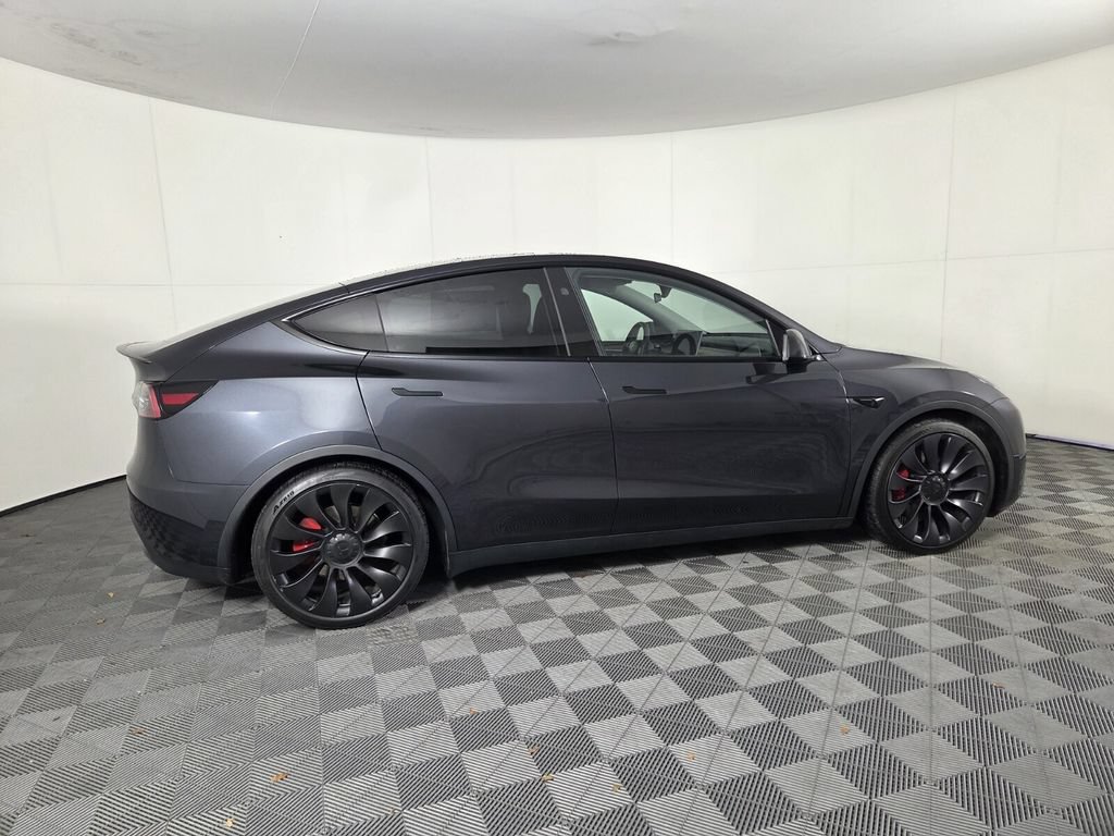 Used 2024 Tesla Model Y Performance AWD/4WD image 6