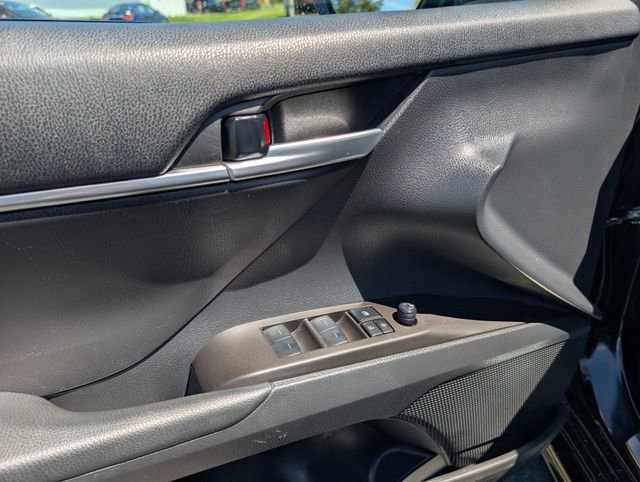Used 2024 Toyota Camry SE FWD image 15