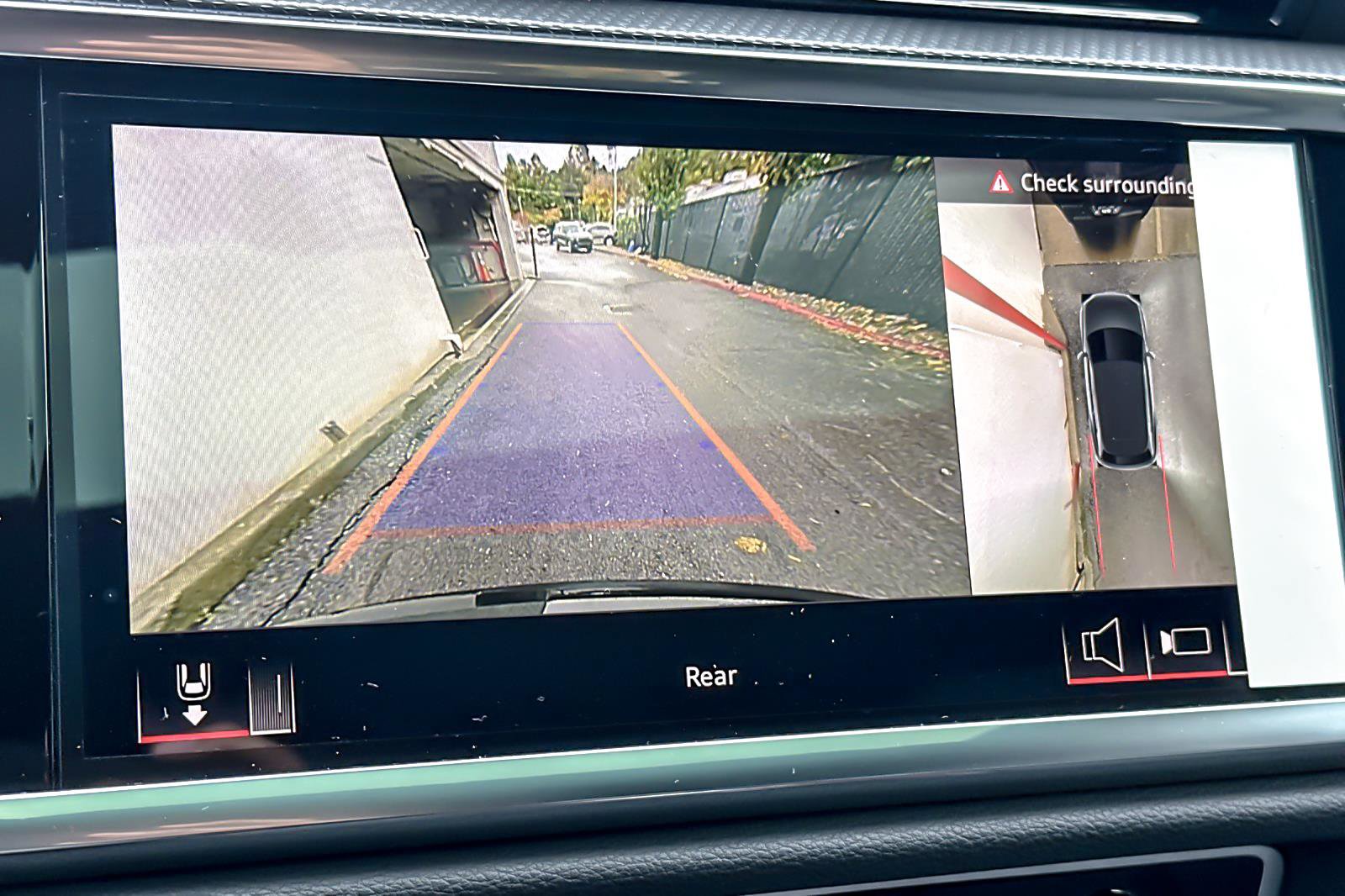 New 2025 Audi Q3 2.0T Premium Plus image 18