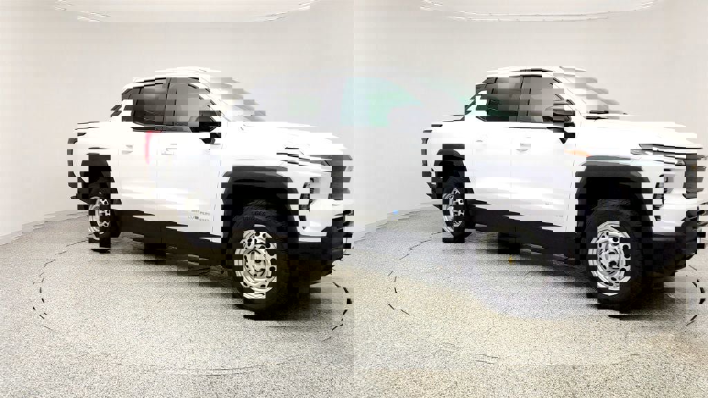 Used 2024 Chevrolet Silverado EV W/T AWD/4WD image 3
