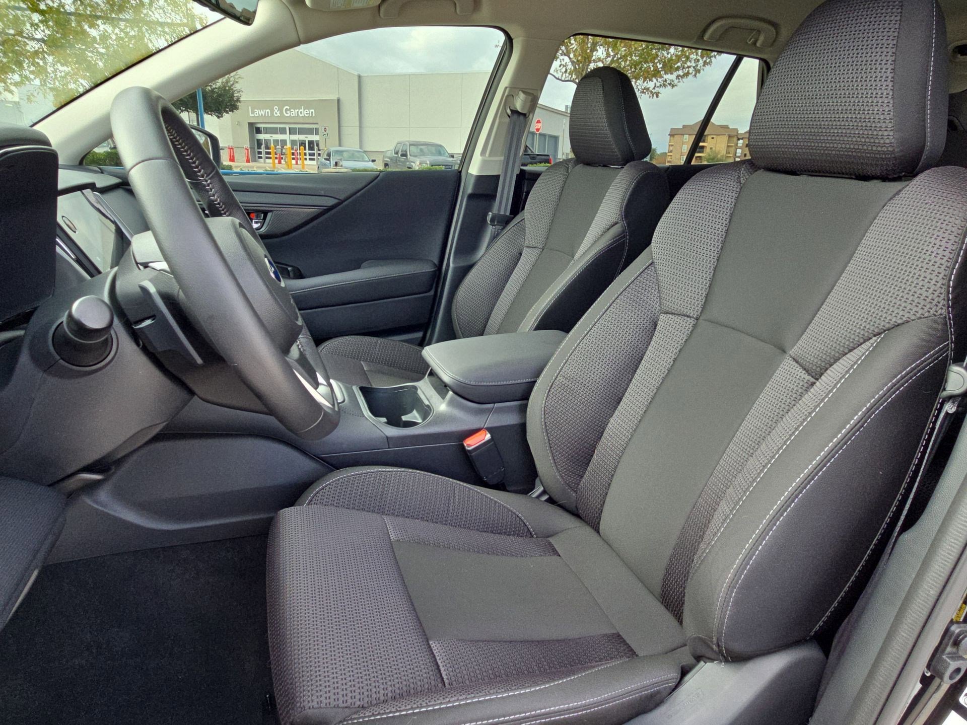 Used 2025 Subaru Outback Premium image 16