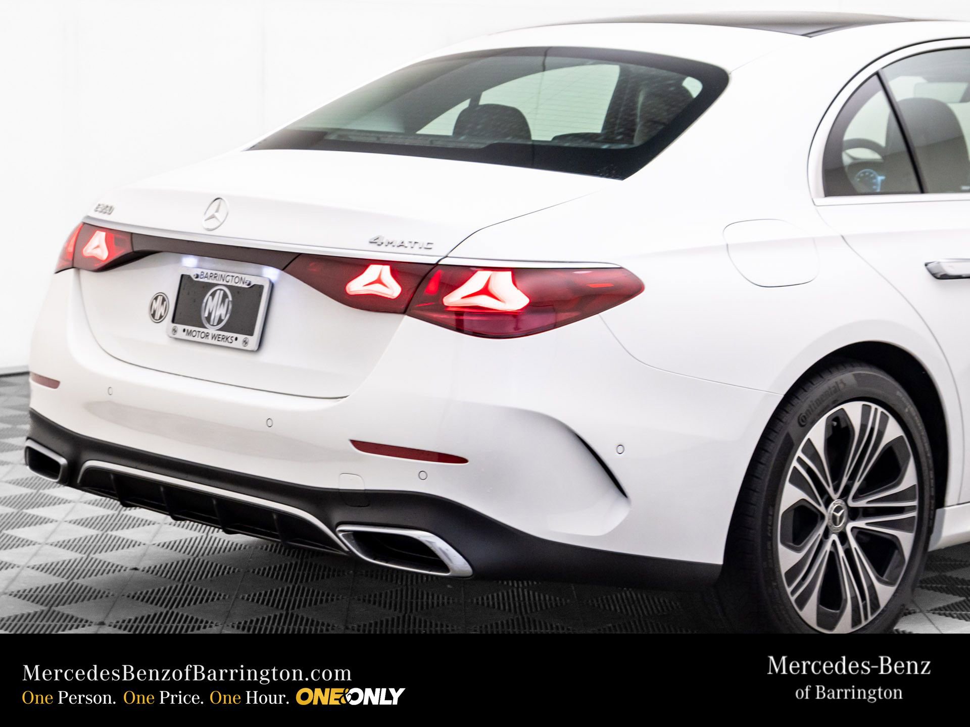 New 2026 Mercedes-Benz E 350 4MATIC Sedan image 38