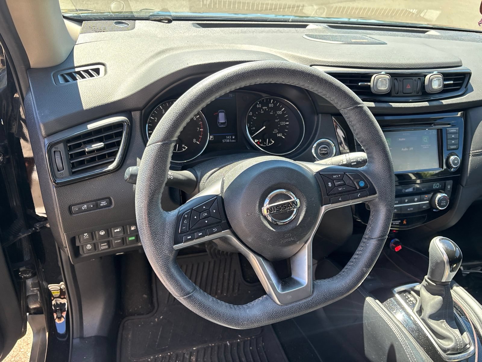 Used 2020 Nissan Rogue SL w/ Premium Package AWD/4WD image 8