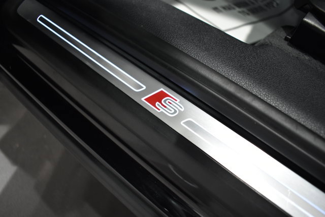 Used 2022 Audi Q3 2.0T Premium Plus w/ Premium Plus Package image 32