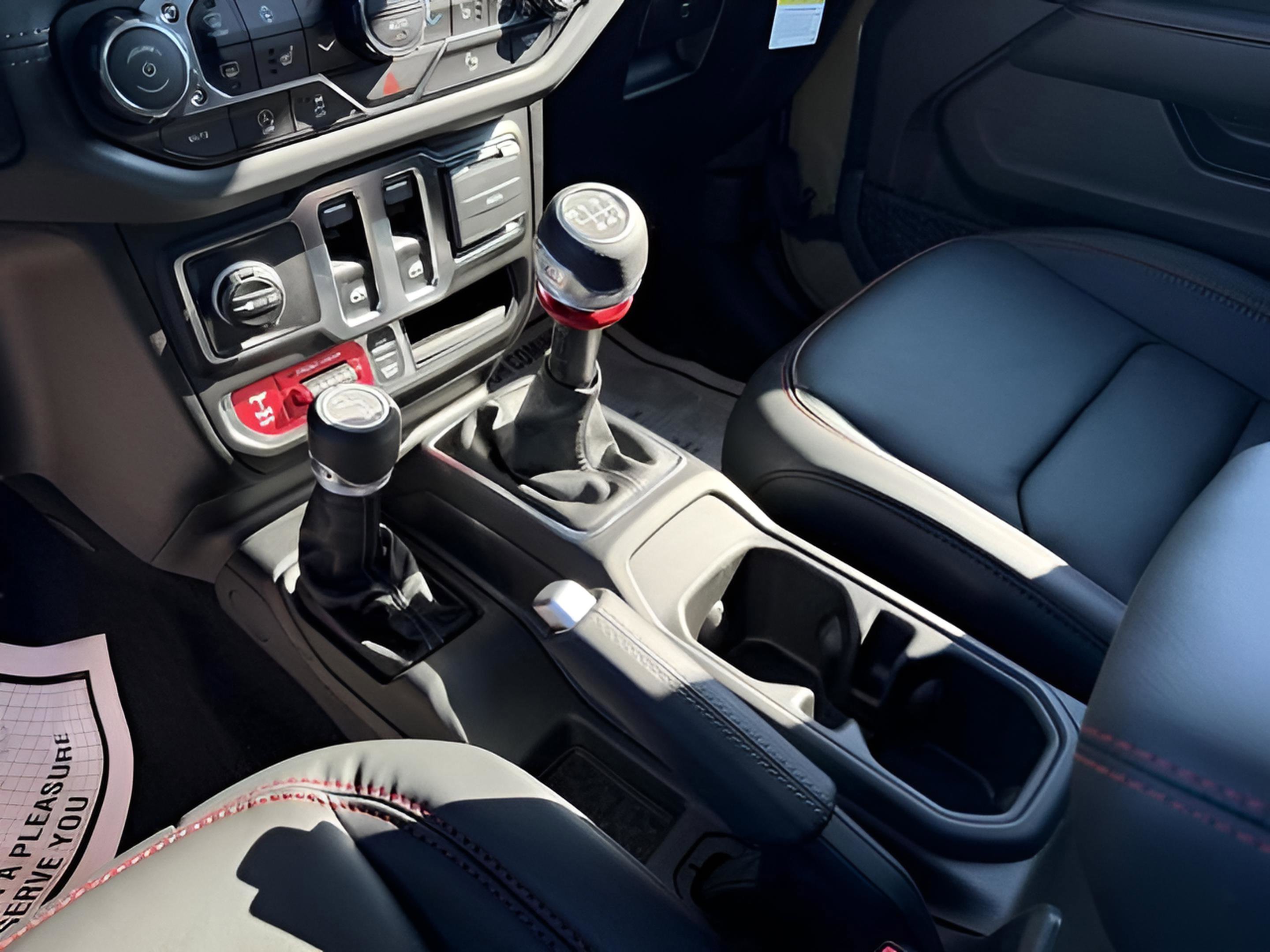 New 2025 Jeep Wrangler Rubicon image 21