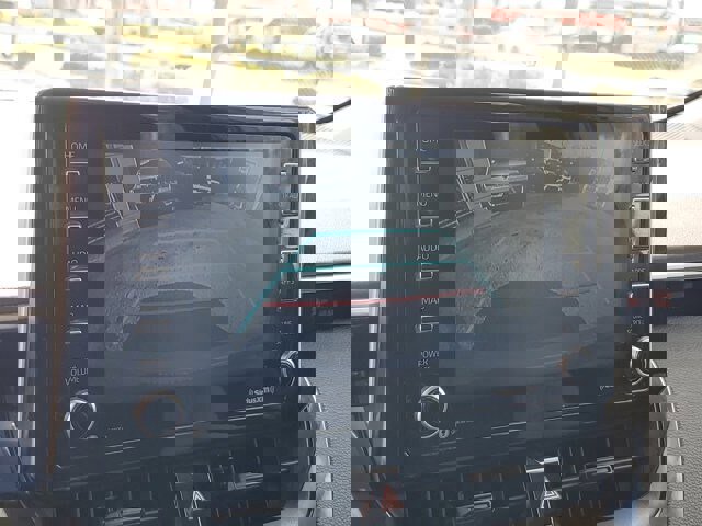 Used 2021 Toyota Corolla LE image 25