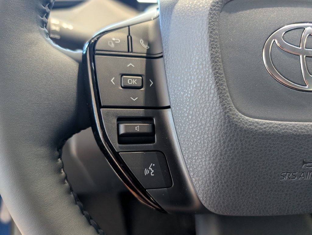 New 2027 Toyota Prius XLE FWD image 19