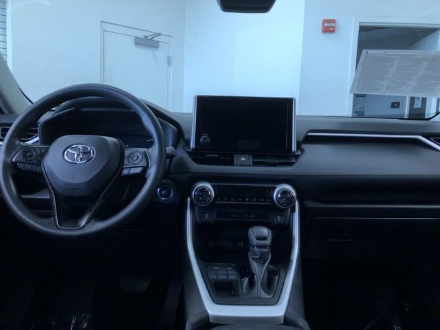 Certified 2025 Toyota RAV4 XLE w/ Convenience Package AWD/4WD image 17