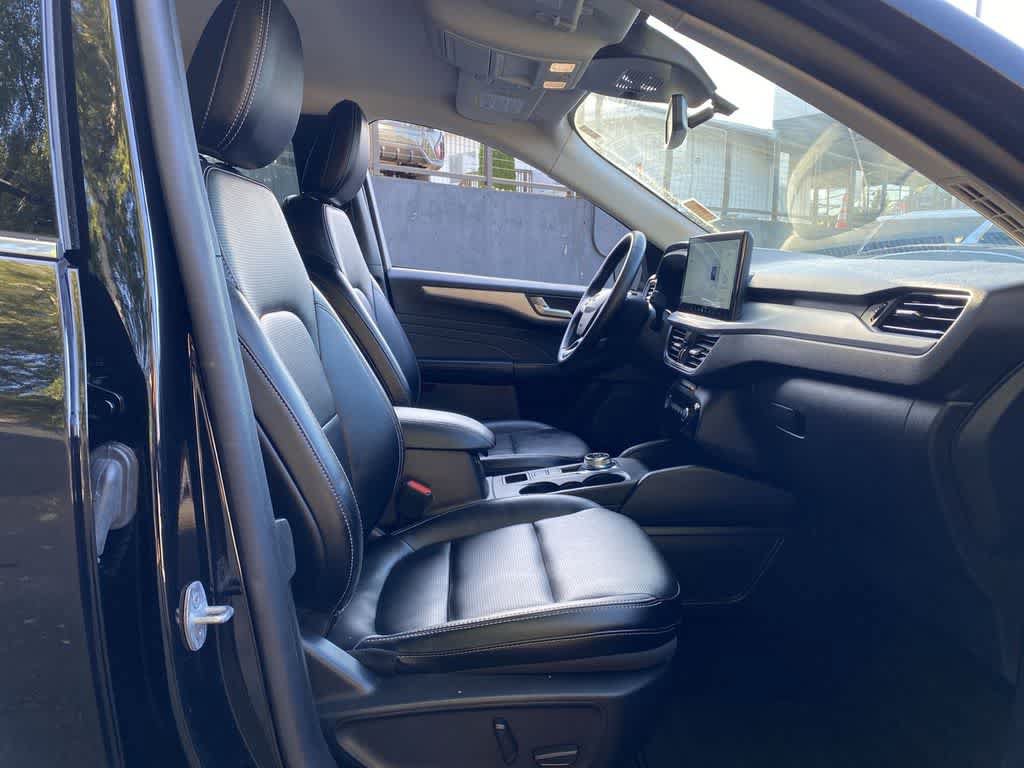 Used 2025 Ford Escape Platinum AWD/4WD image 19