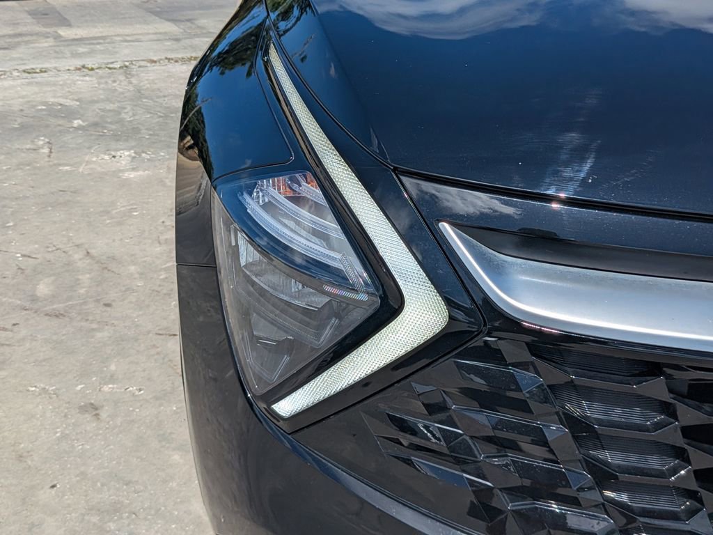Certified 2023 Kia Sportage SX FWD image 10