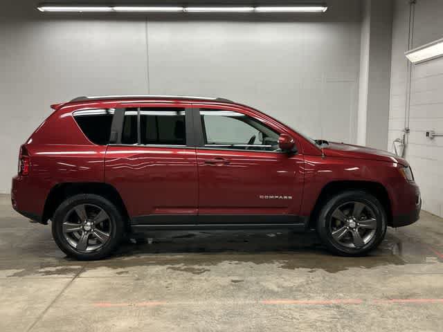 Used 2016 Jeep Compass High Altitude AWD/4WD image 3