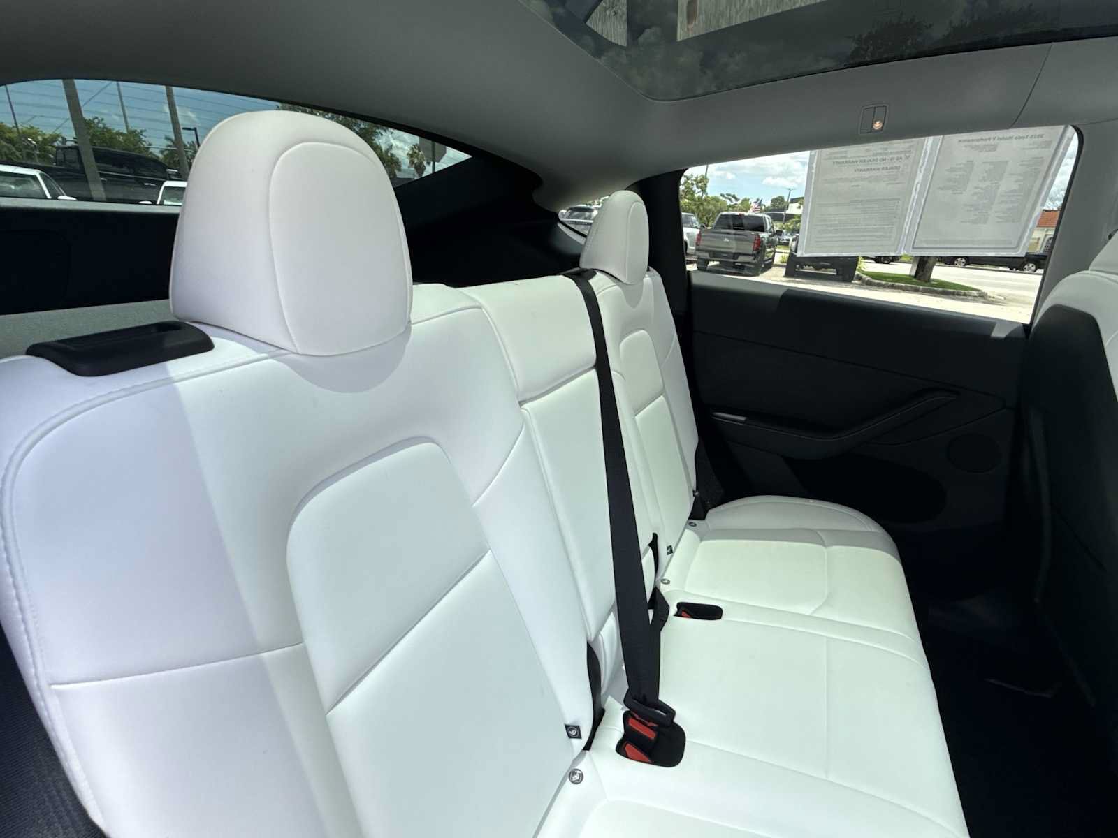 Used 2025 Tesla Model Y Performance AWD/4WD image 14