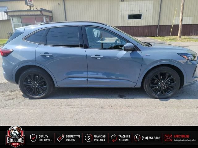 Used 2025 Ford Escape ST-Line Elite w/ Premium Technology Package AWD/4WD image 5
